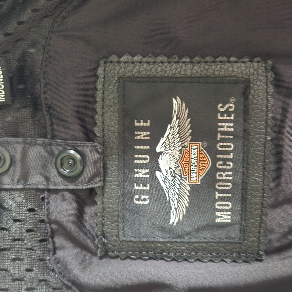 Black Leather Fringe Jacket - Picture 4 of 6